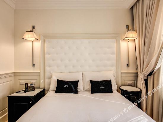 Hotel Domus Mea - Tap to explore photos