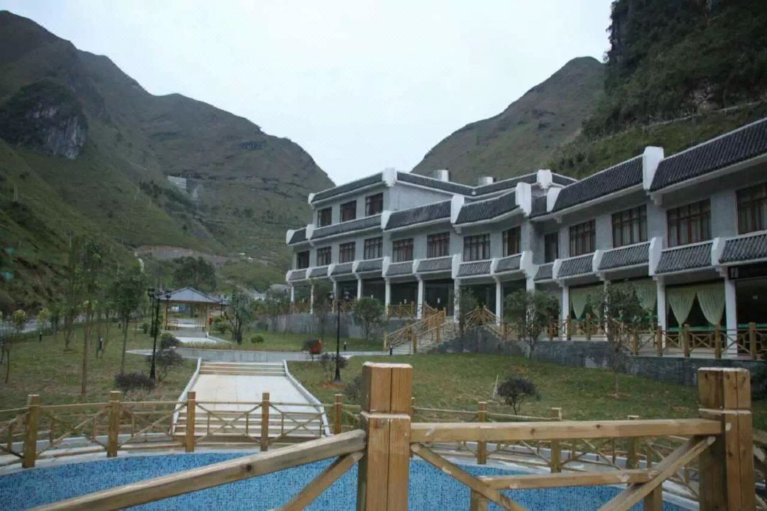 Qibainong Resort