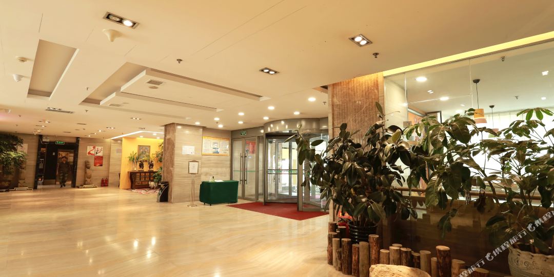 龙瑞达吉商务酒店