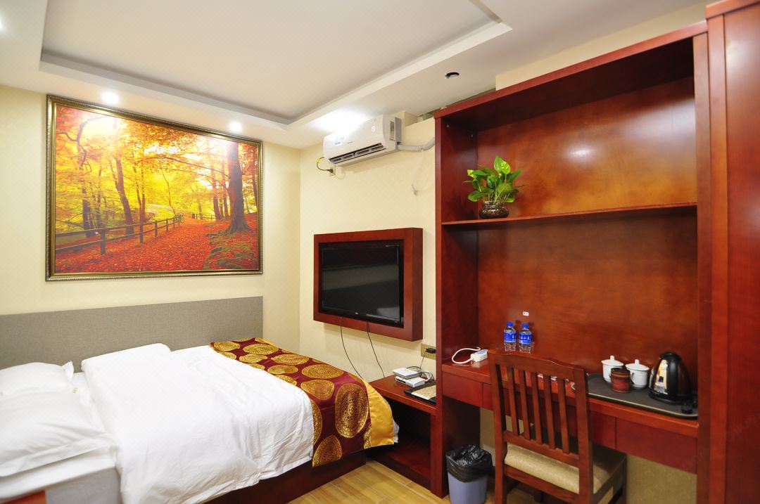 Xinping Chengpeng Hotel