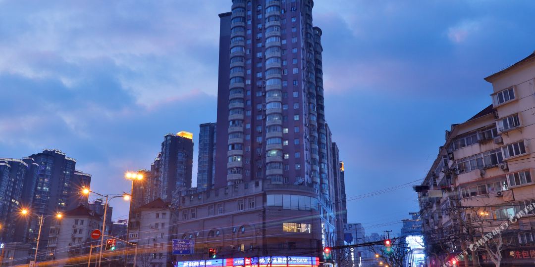 桔子酒店(上海武宁路地铁站店)