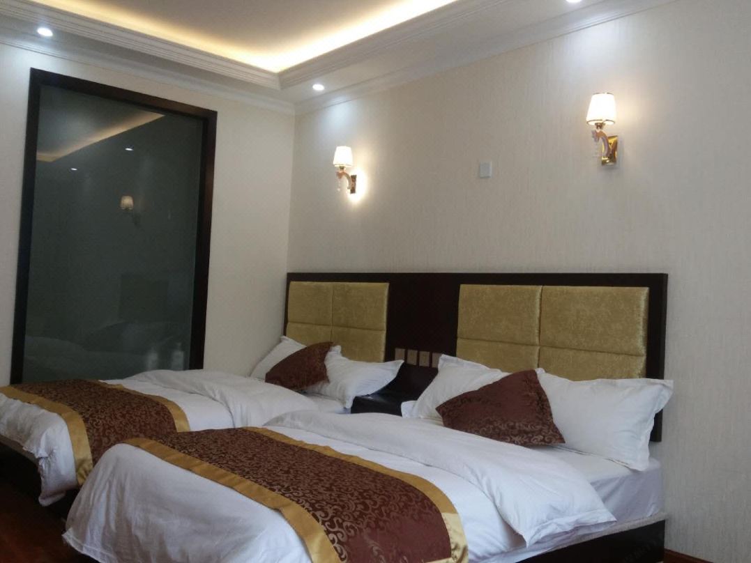 Maoxian Ruixin Business Hotel