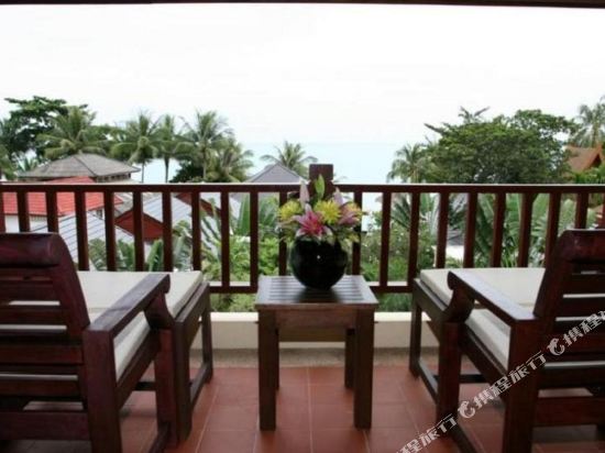 Samui Jasmine Resort - Tap to explore photos