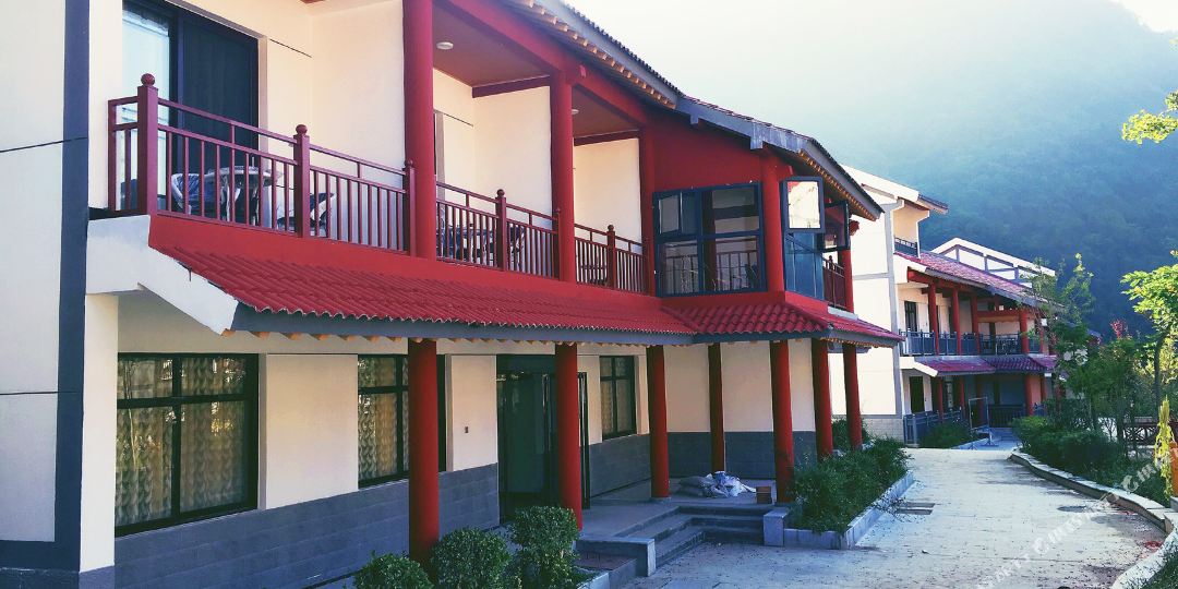 太白锦园漾水客栈