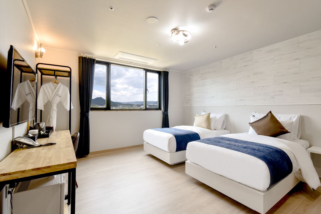 Cm Park Hotel