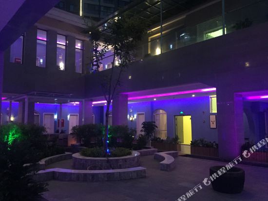 玲珑花园'主题酒店