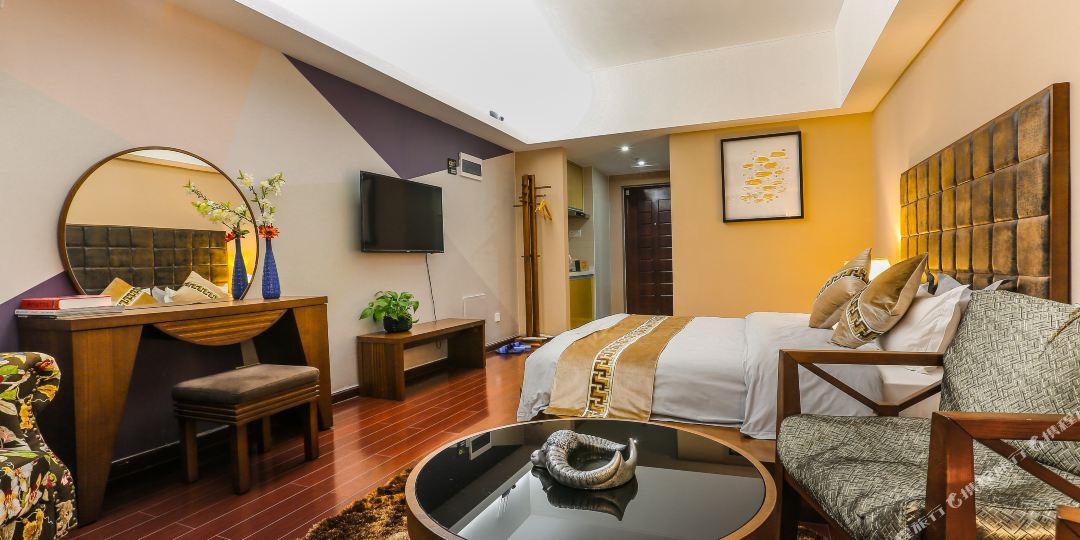 38.6度Hotel慕思湖景影院酒店