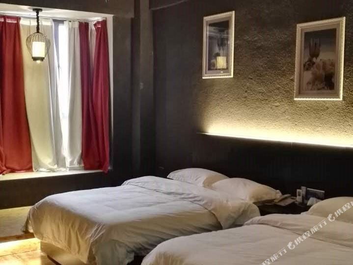 江华简爱主题酒店(8号店)