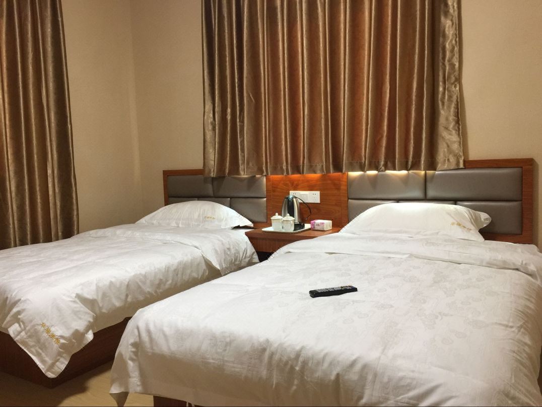 Huafu Hostel