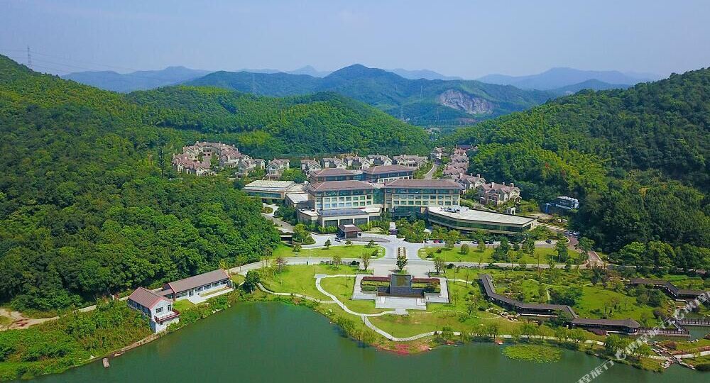宁波富邦荪虎山庄(江北店)