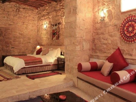 Hayat Zaman Hotel & Resort - Tap to explore photos