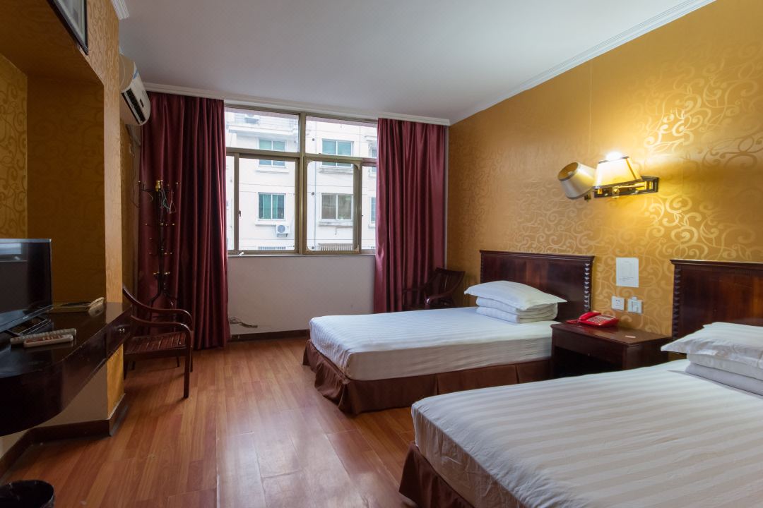 Qingya Hotel