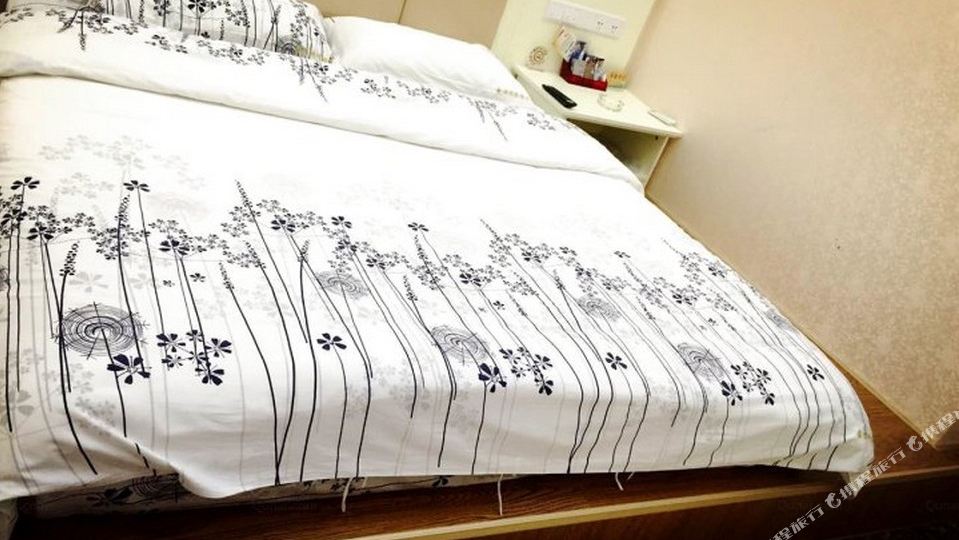 红河鑫夷网络休闲酒店