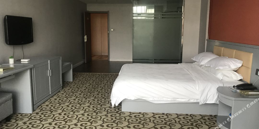 三门鼎红国际大洒店
