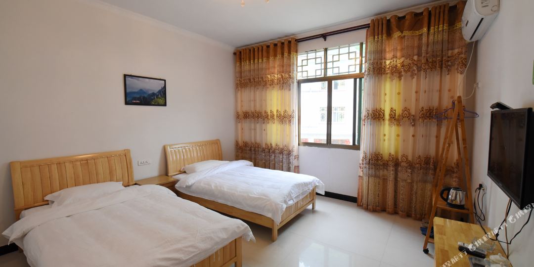 三清山红梅园山庄