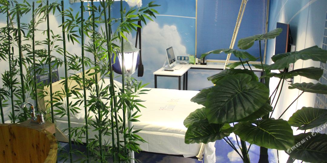 IMOK可以恋爱主体酒店(信阳火车站店)