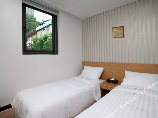 K-Pop Hotel Seoul Station - Tap to explore photos
