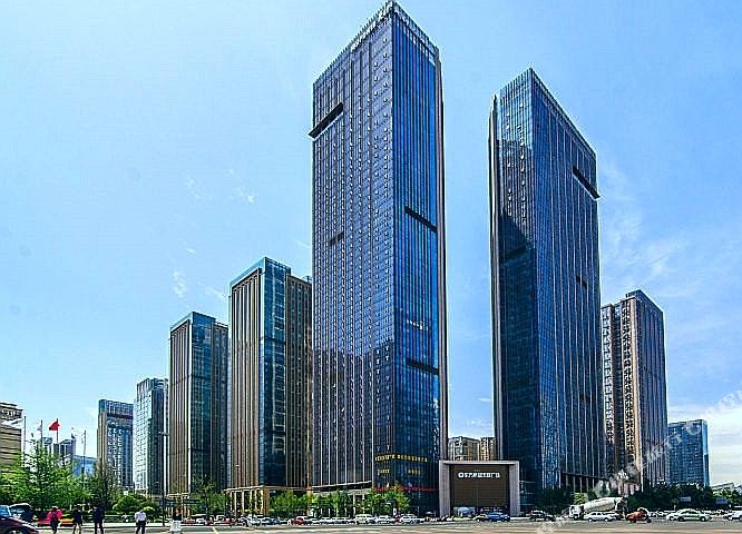 成都市香四季酒店(世纪城新会展中心地铁站店)