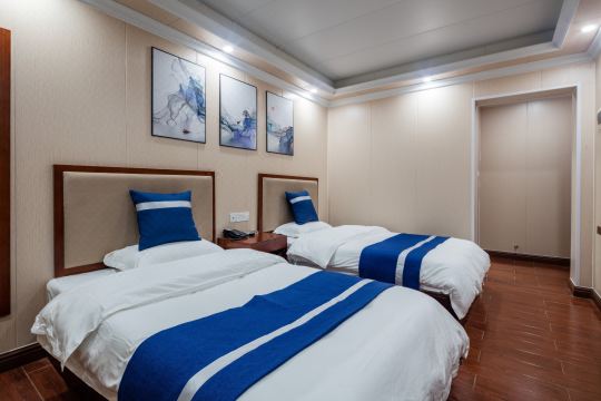 Ganzhou Jinrui Business Hotel