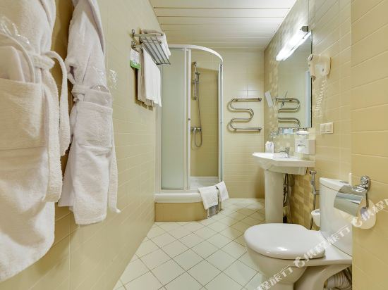 Repino Cronwell Park Hotel & Spa - Tap to explore photos