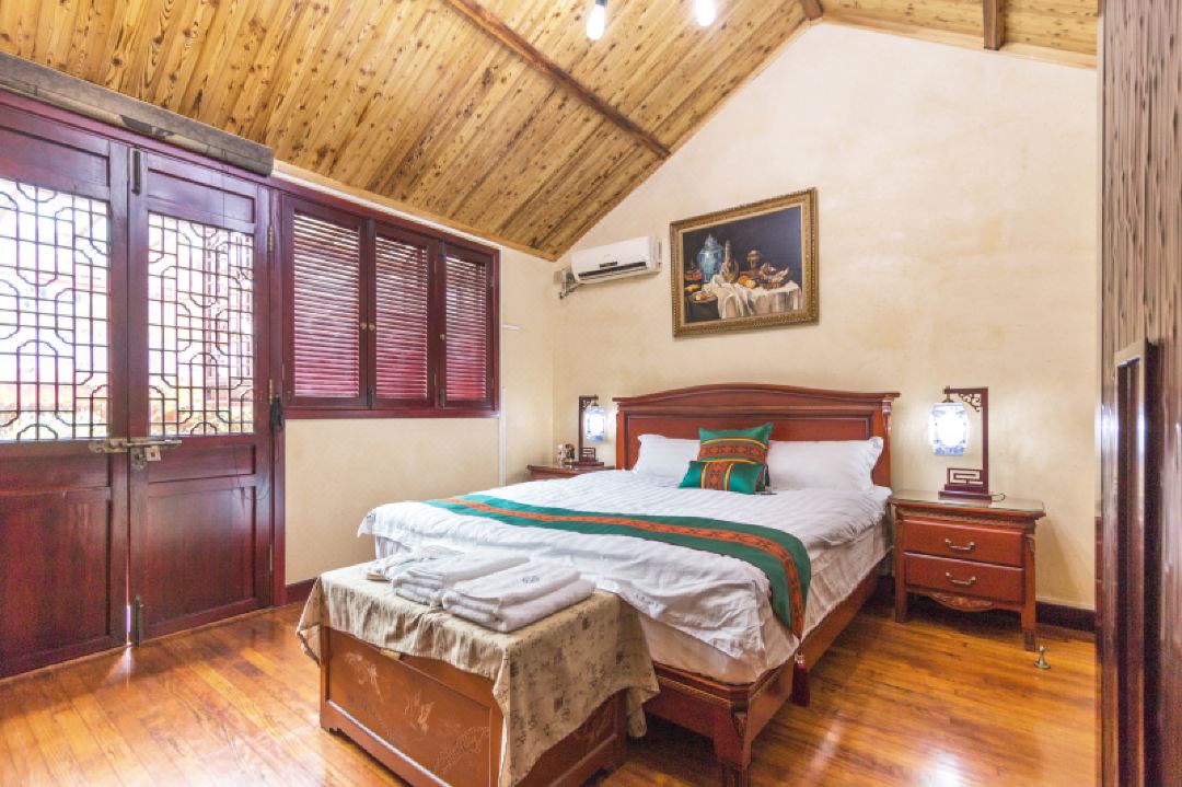 Shanghai Shikumen Culture Homestay