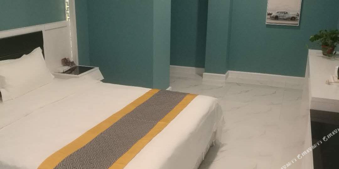 金钻商务旅馆(百年城步行街)