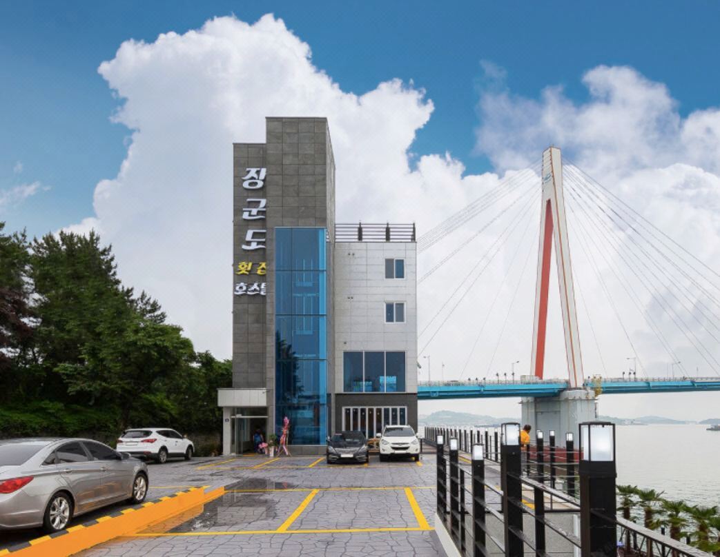Yeosu Janggun Island Pension