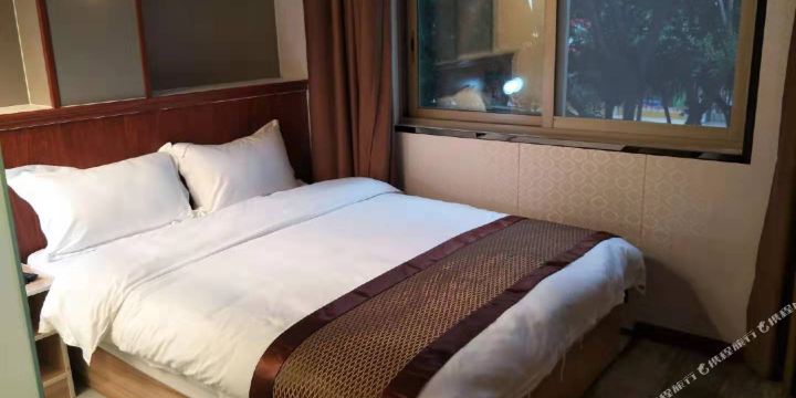 乐至县省心商务酒店