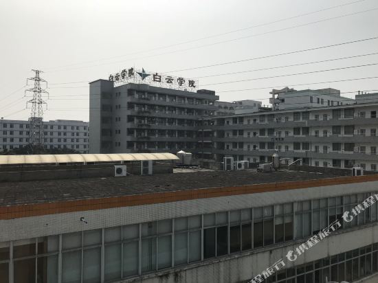 威玛电挮公寓(广州白云学院店)