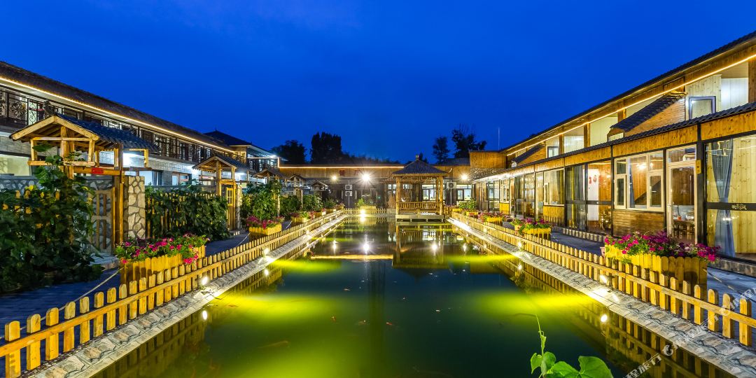 龙庆峡映景名宿(旧小路店)