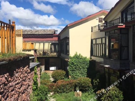 花间塘(香格里拉圣地艺术空间)