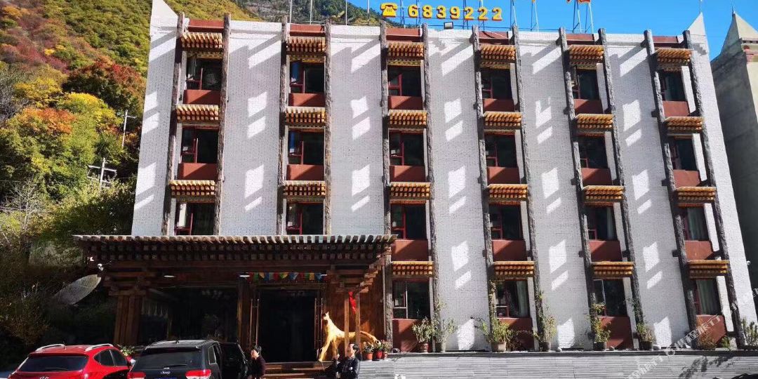 理县古尔沟阿郎风琴酒店