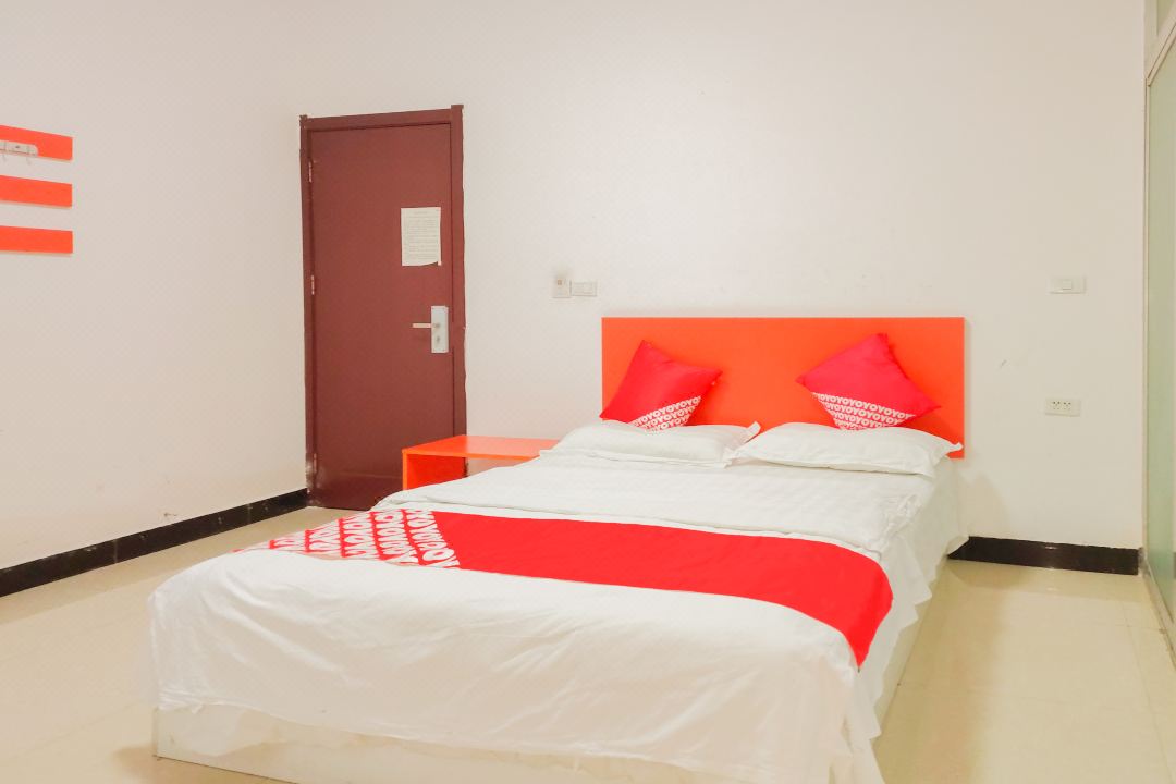 Ankang Jingju Hotel