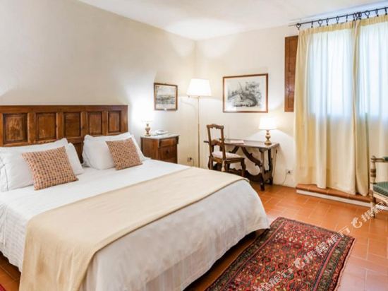 Relais Vignale & Spa - Tap to explore photos