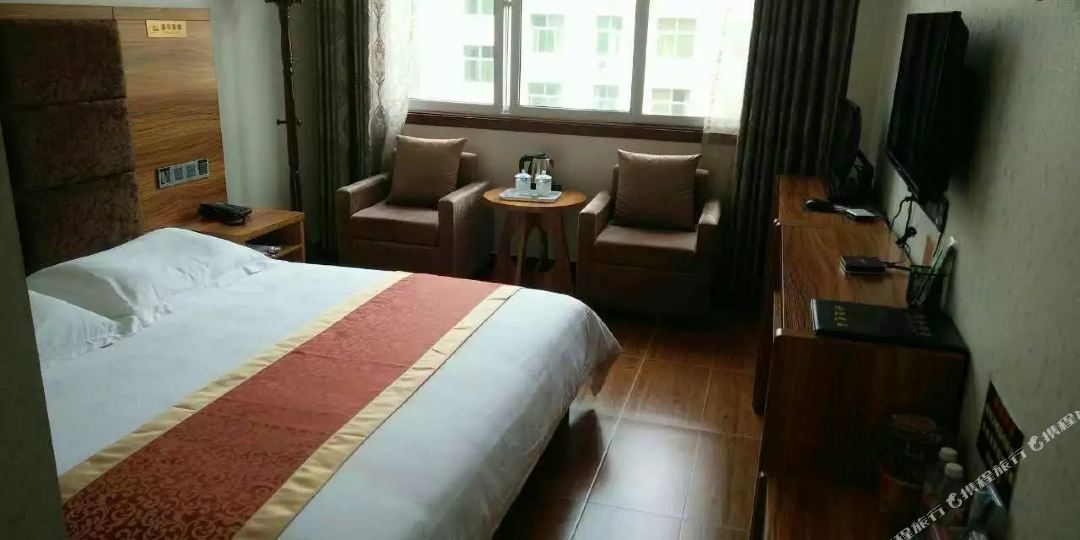 商南现代湖商务宾馆(长新路店)