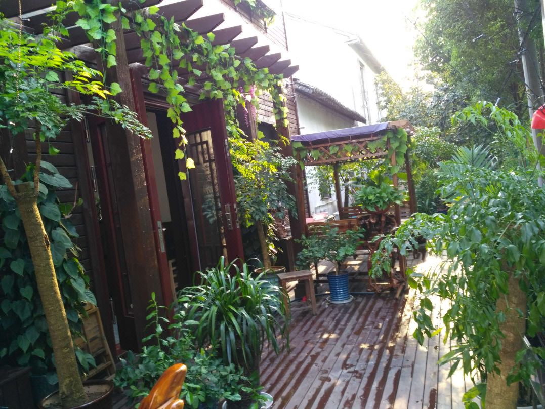 Yanyan Xiaozhu Hotel