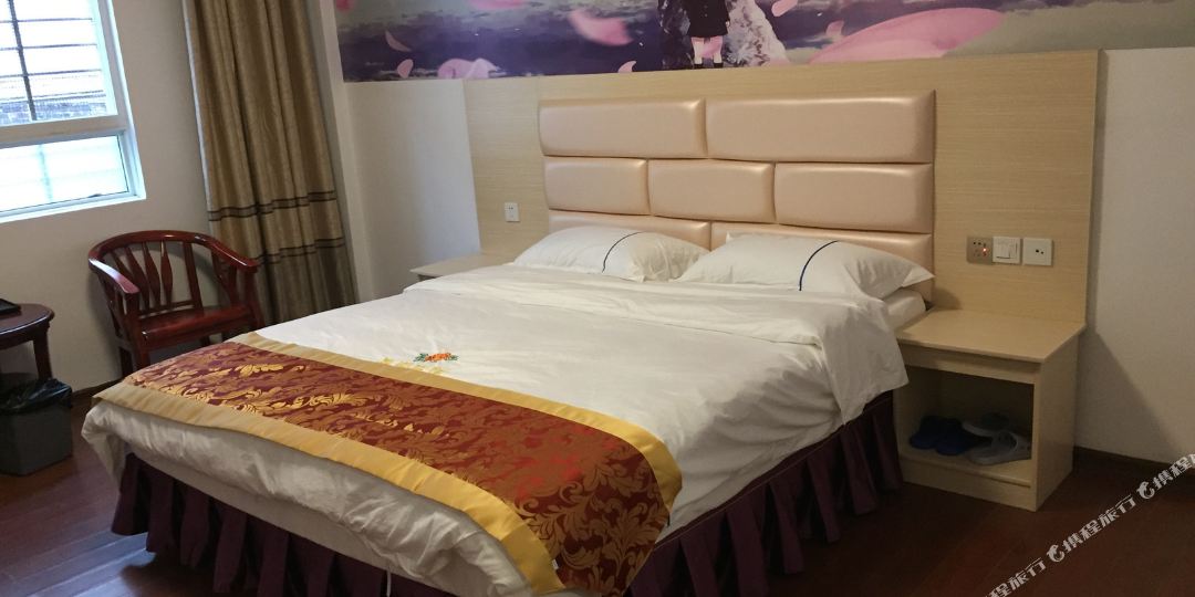 嘉龙宾馆(滨河路店)