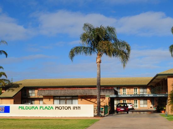 Mildura Plaza Motor Inn - Tap to explore photos