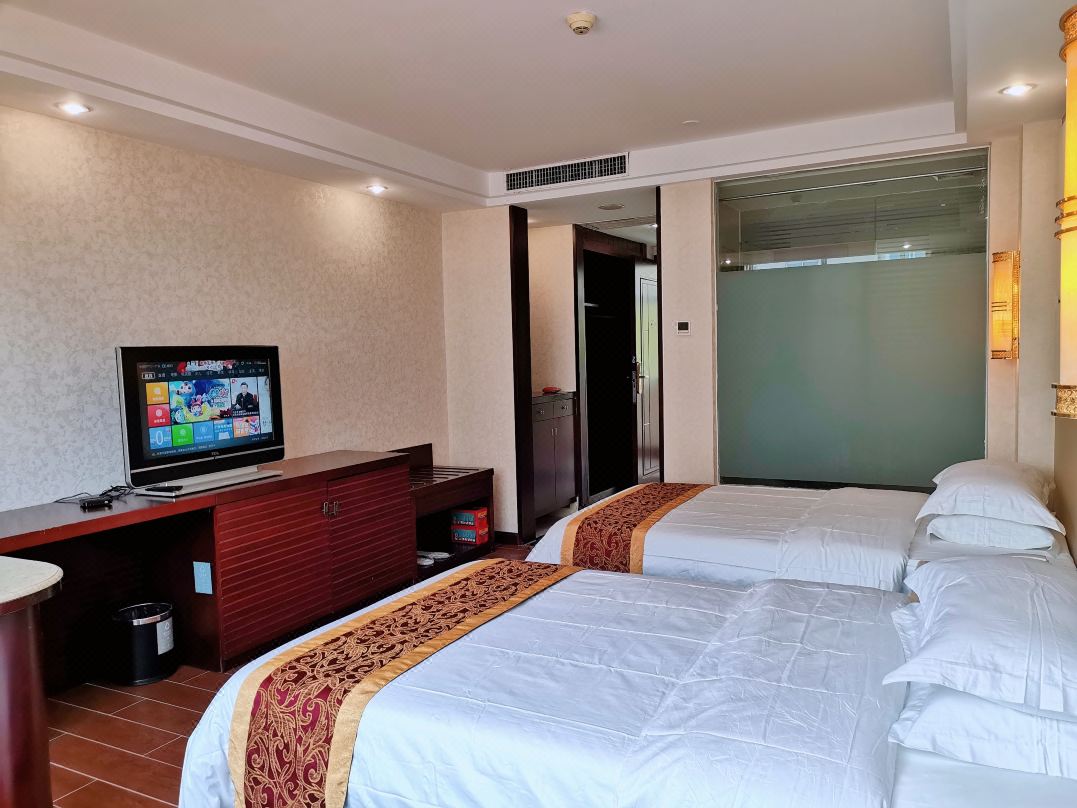 Hua Nan Business Hotel