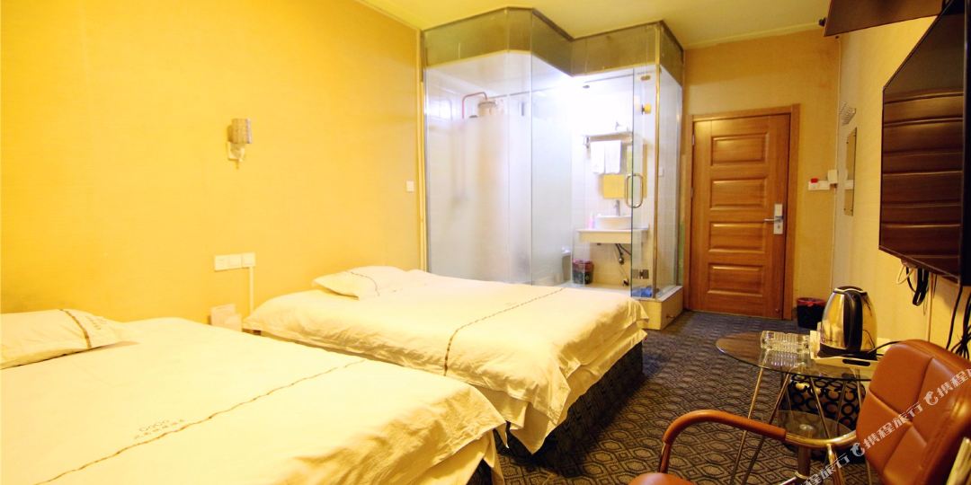 新乡可可风尚酒店(胖东来大胖店)