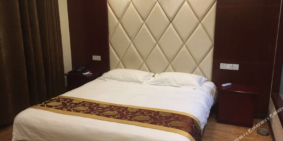 泰兴市虹桥新城华寰大酒店