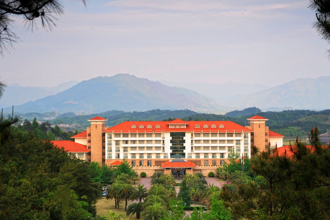 GuiLin Merryland Resort Hotel