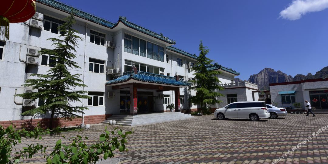 十渡绝马和湾山庄