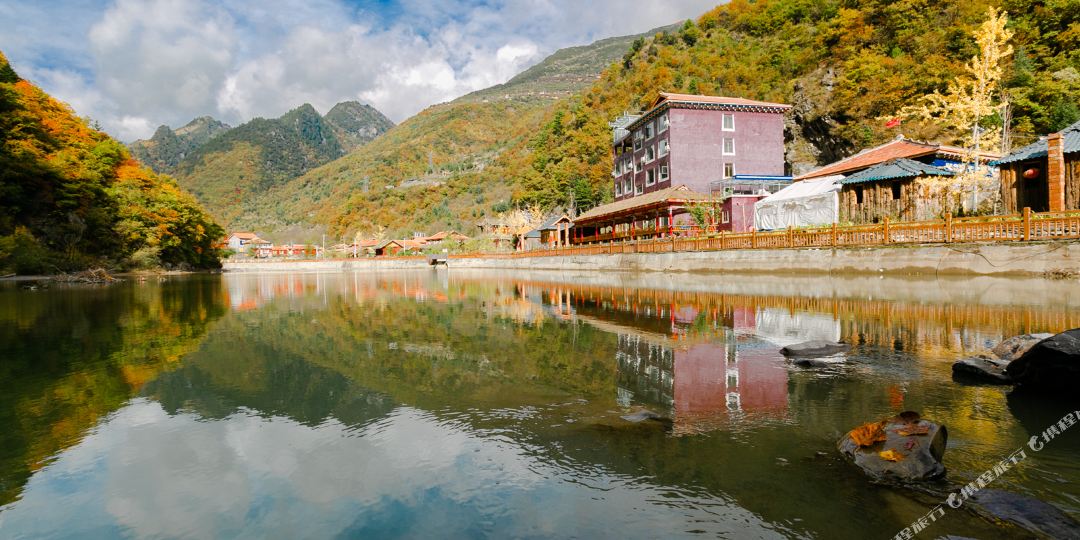 黑水奇才湖山荘