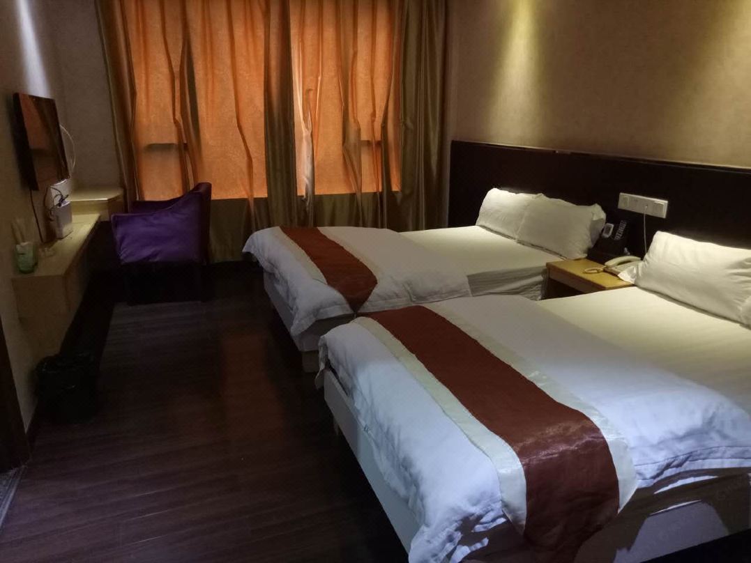 Yanzhong Hotel