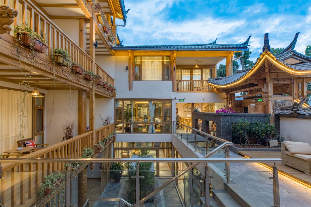 Chonpines Hotel (Junlan Lijiang Old Town)