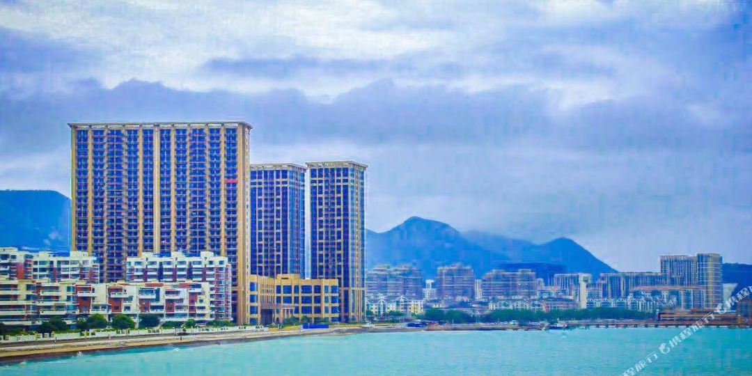 山舟厦日海景酒店(半升洞码头店)
