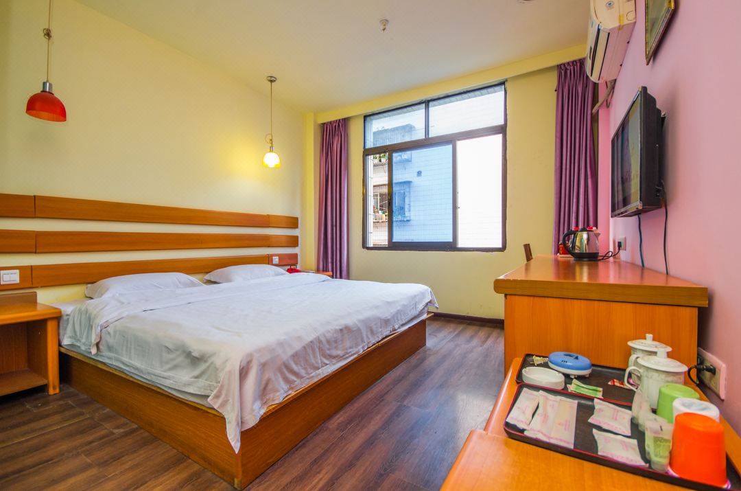 Suining Jiajia 168 Business Hotel