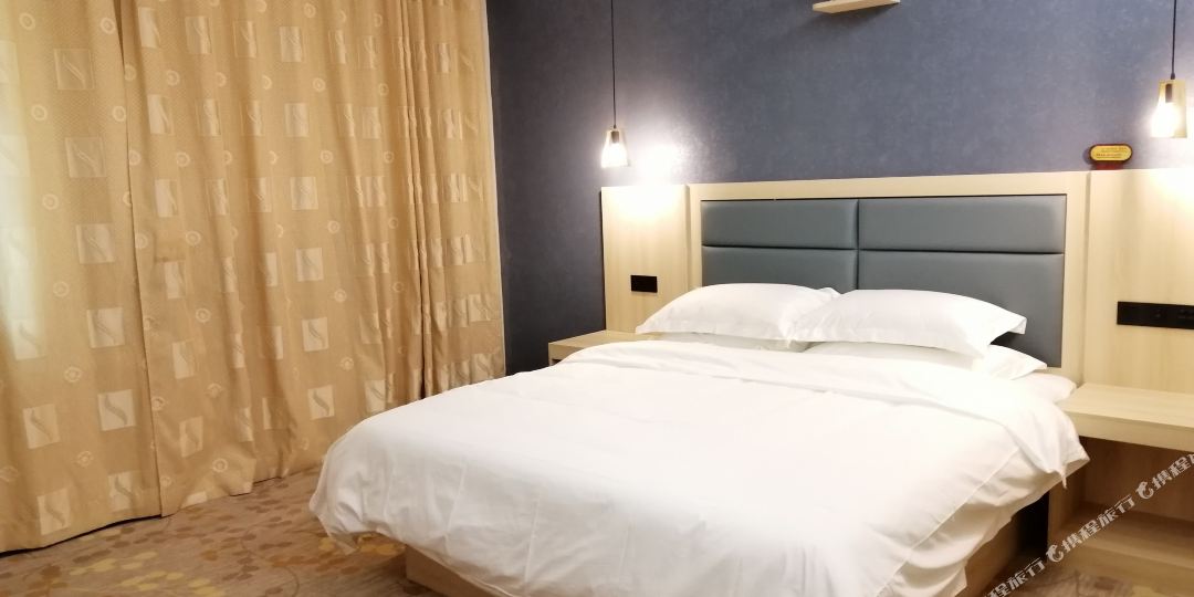 土鲁番臻品酒店(吐鲁番葡萄街店)