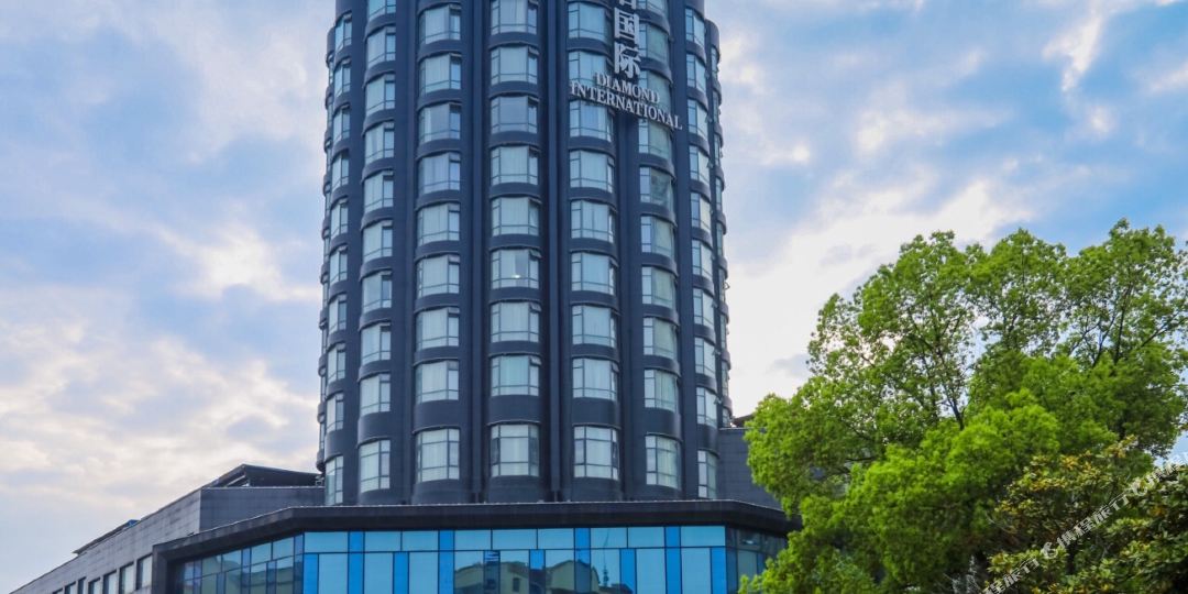 钻石国际大酒店-北门